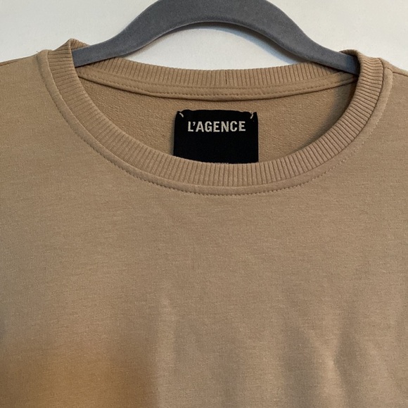 L’Agence Christy Contrast Stitch Top - Picture 3 of 8